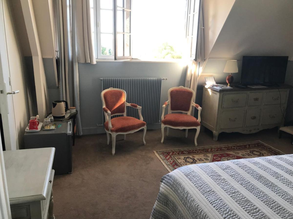 Les Chaumieres Du Pays D'Auge Bed and Breakfast Le Breuil-en-Auge Exteriör bild