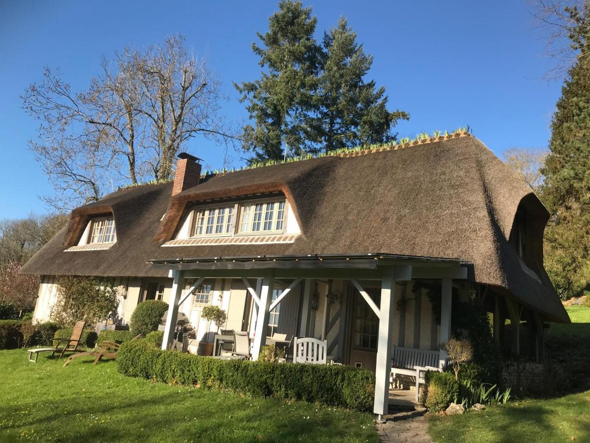 Les Chaumieres Du Pays D'Auge Bed and Breakfast Le Breuil-en-Auge Exteriör bild