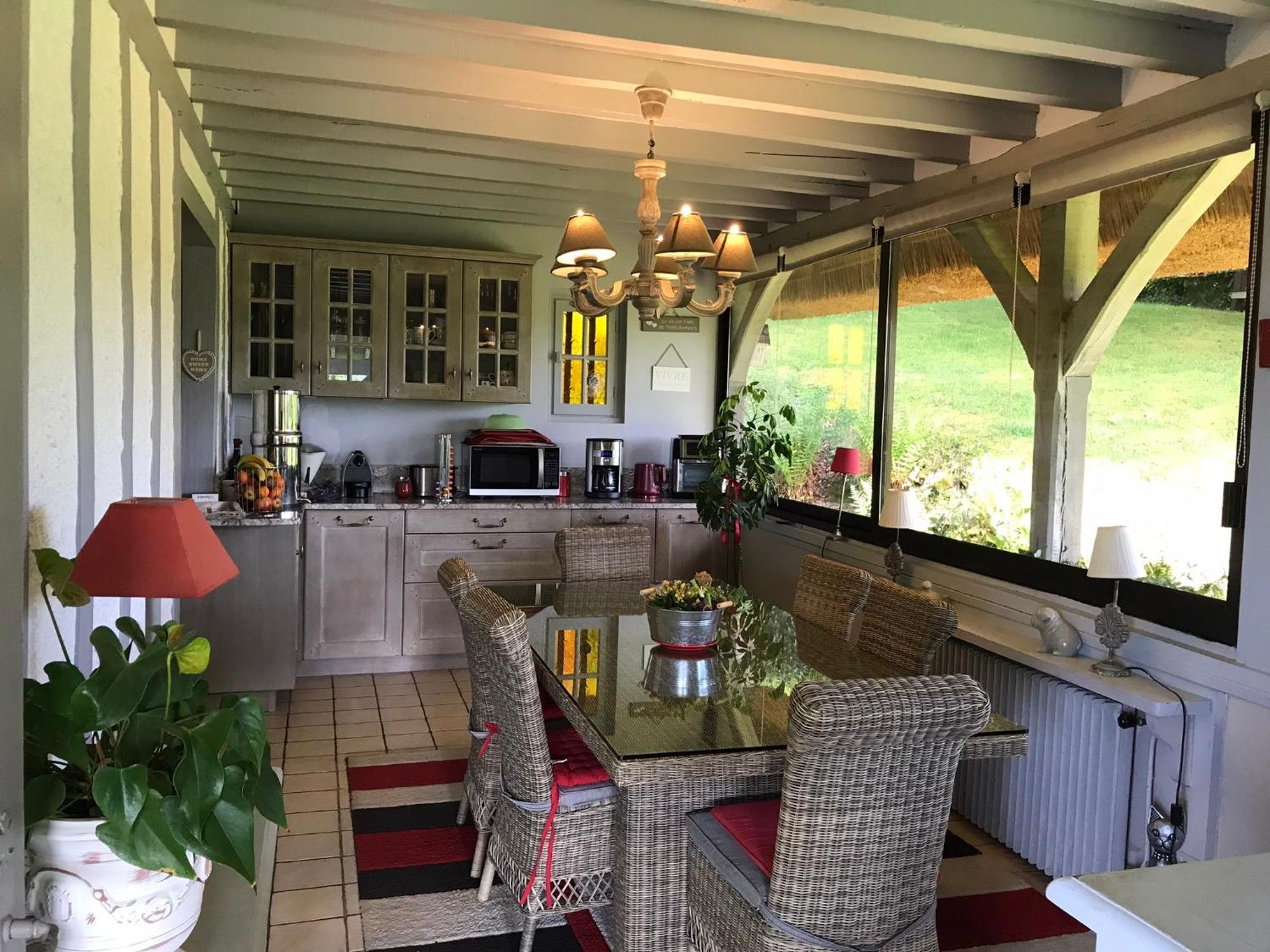 Les Chaumieres Du Pays D'Auge Bed and Breakfast Le Breuil-en-Auge Exteriör bild