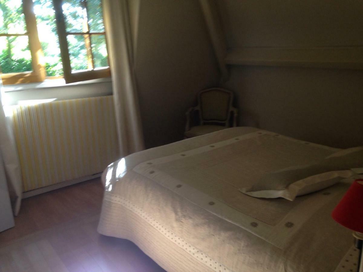 Les Chaumieres Du Pays D'Auge Bed and Breakfast Le Breuil-en-Auge Exteriör bild